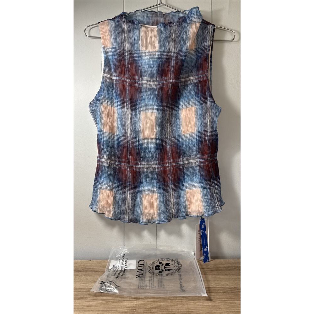 Cider Women’s Sleeveless Top Shirt Size XL Stretchy Material New VV
